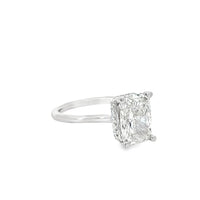 18kt White Gold Lab-Grown Radiant Diamond Engagement Ring (3.13ct)