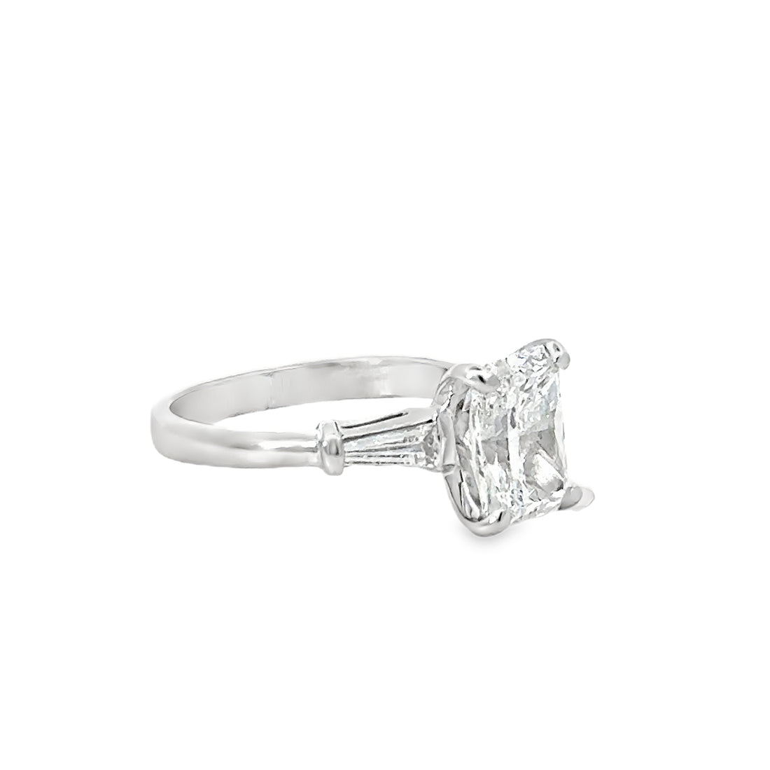 Platinum White Gold Lab-Grown Radiant Diamond Engagement Ring (2.82ct)