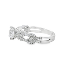 18kt White Gold Natural Round Diamond Engagement Ring (1.35ct)