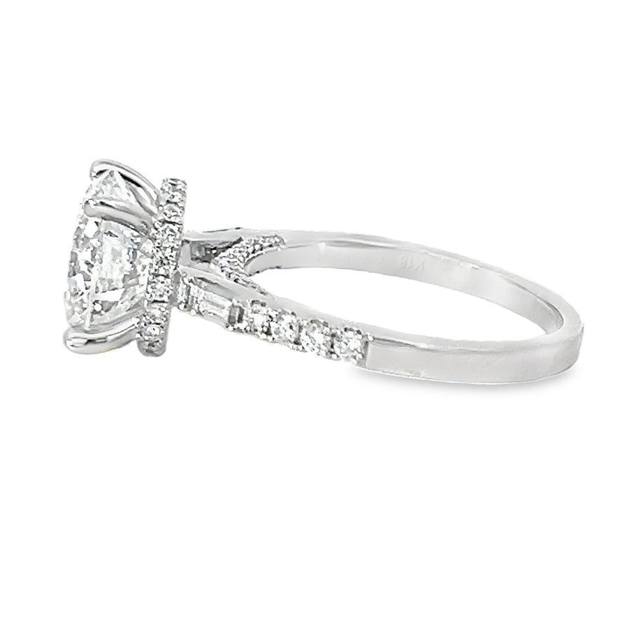 18kt White Gold Round Diamond Engagement Ring (3.57ct)