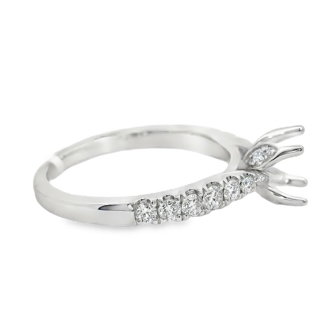 18kt White Gold Natural Round Diamond Semi-Mount Ring (.47ct)
