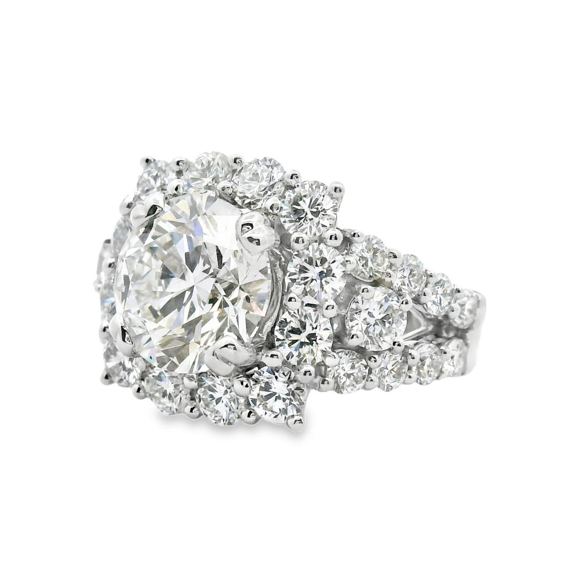 18kt White Gold Round Diamond Engagement Ring (5.27ct)