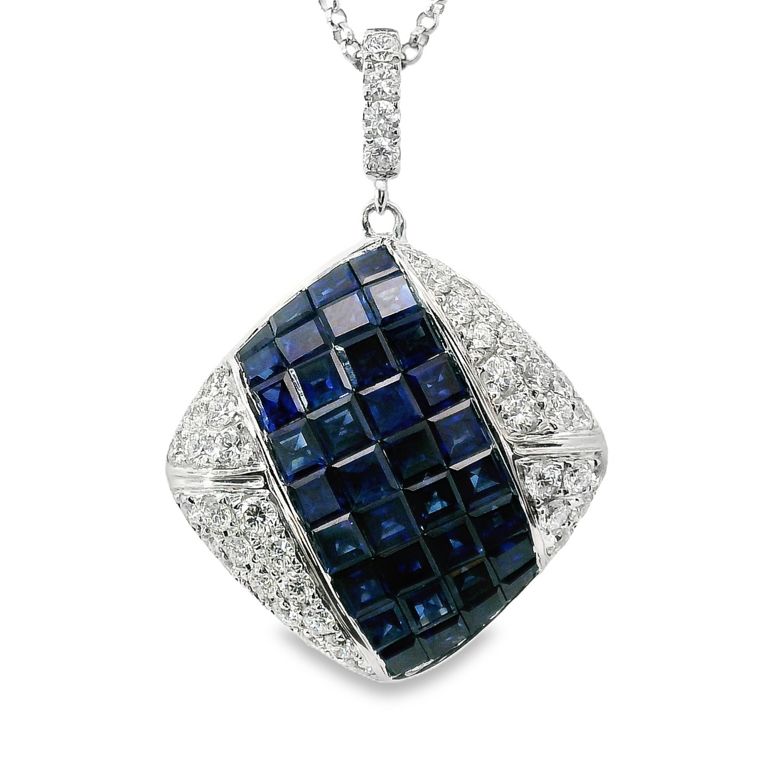 18kt White Gold Natural Sapphires And Natural Diamonds Pendant (3.41ct)