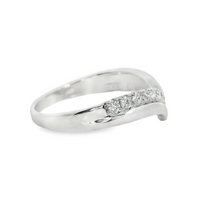 18kt White Gold Natural Round Diamonds Curved Wedding Ring (.30ct)