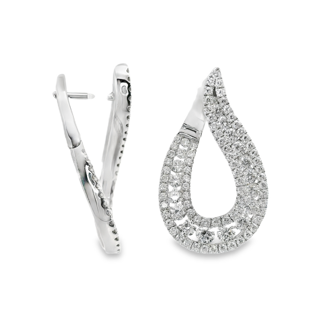 18kt White Gold Natural Diamonds Medium Hoop Earrings (2.44ct)