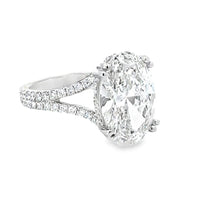 18kt White Gold Lab-Grown Oval Diamond Engagement Ring (5.74ct)