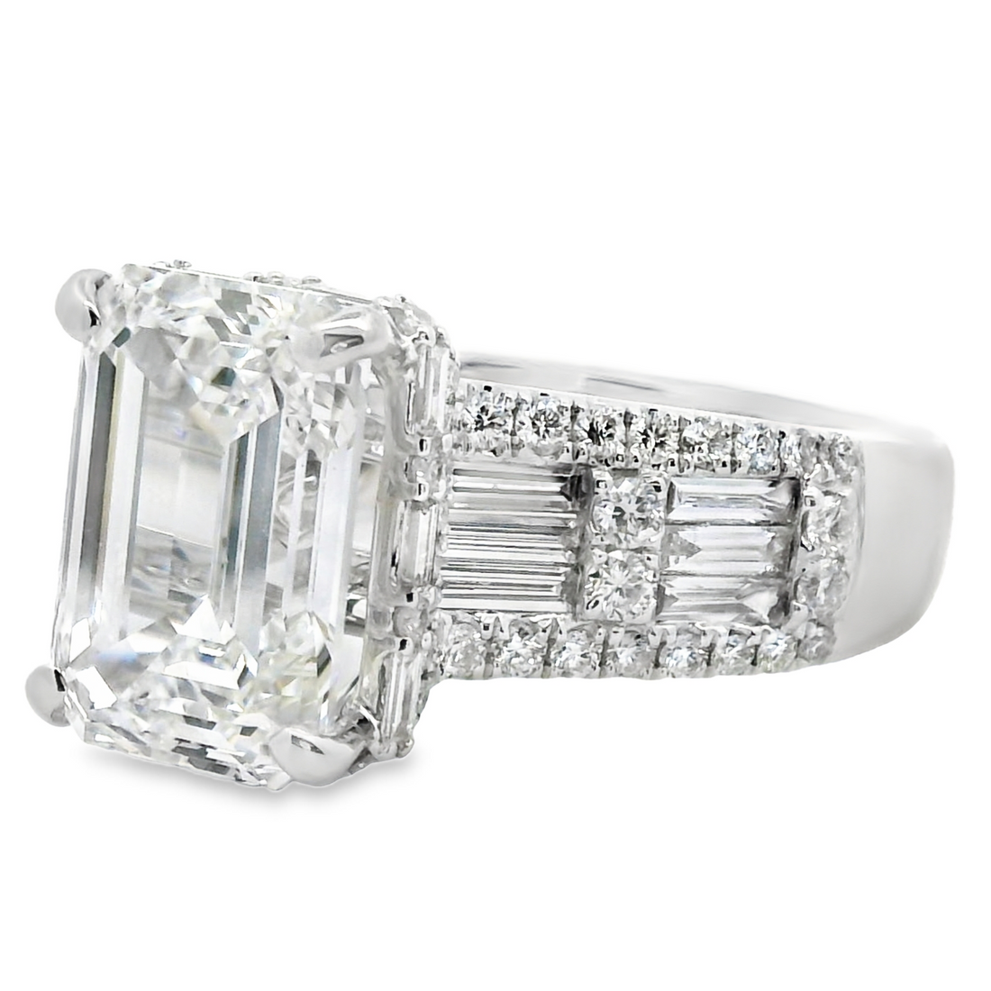 18kt White Gold Lab-Grown Emerald Diamond Engagement Ring (4.94ct)