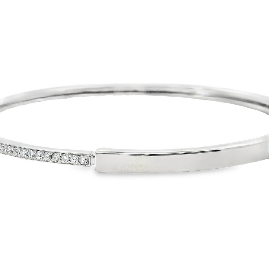 18kt White Gold Natural Round Diamond Bangle Bracelet (.25ct)