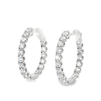 18kt White Gold Natural Diamonds Medium Hoop Earrings (2.05ct)