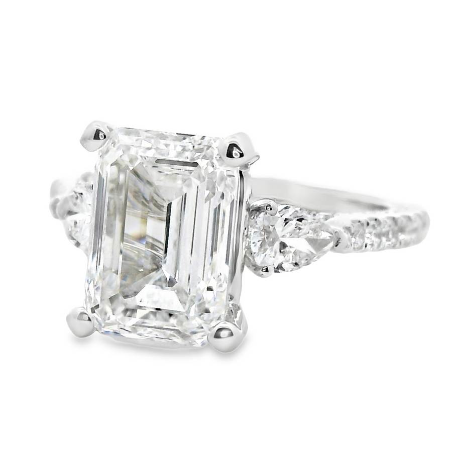 18kt White Gold Lab-Grown Emerald Diamond Engagement Ring (4.96ct)