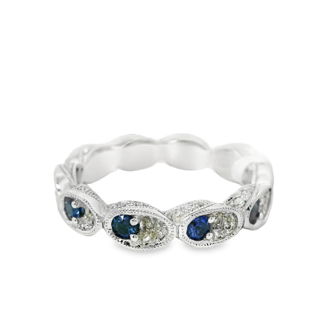 18kt White Gold Round Natural Sapphires and Round Natural Diamonds Ring (0.78ct)