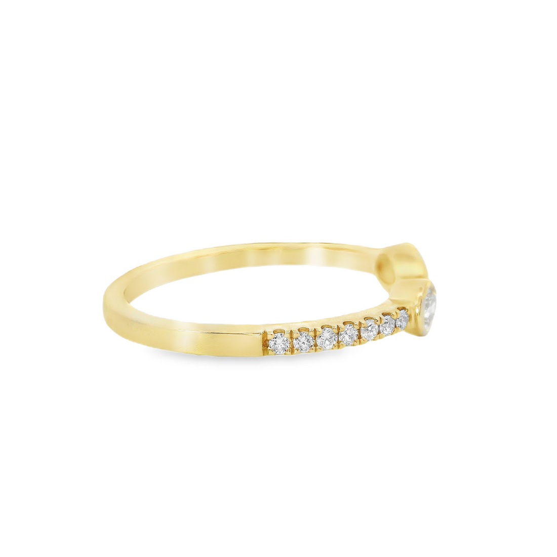 18kt Yellow Gold Natural Pear Diamonds and Natural Round Diamonds Wedding Ring (.28ct)