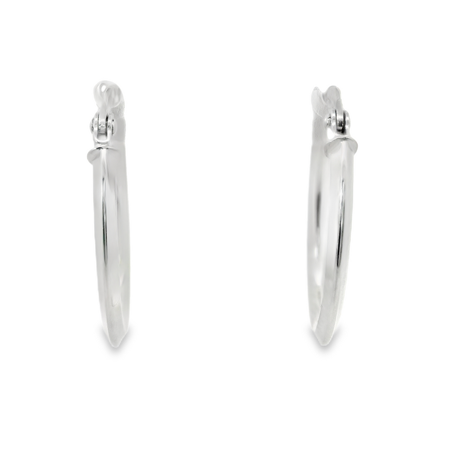 18kt White Gold Italian Made Medium Hoop Earrings (1.11g)