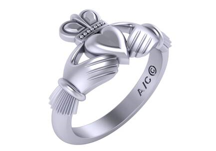 14kt White Gold Claddagh Ring (4.58g)