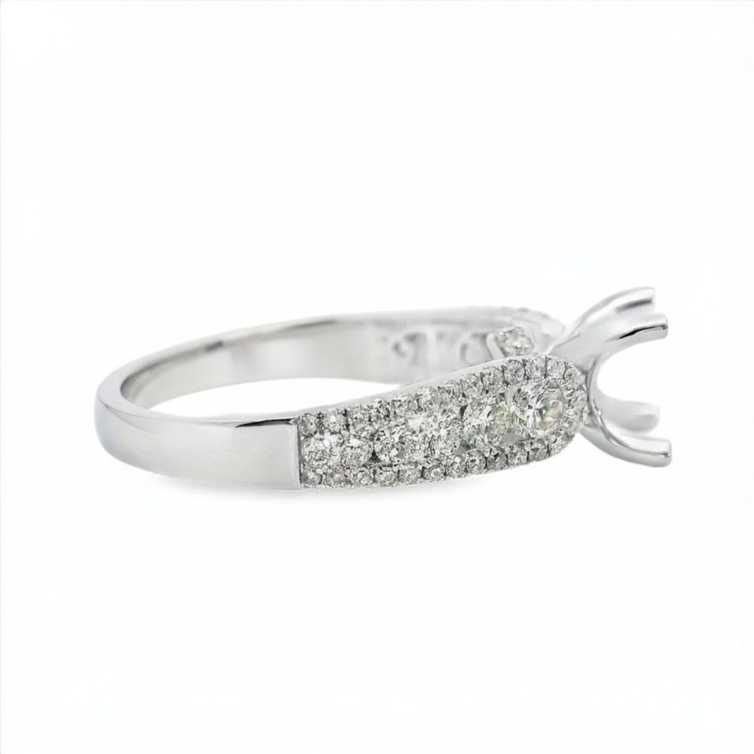 18kt White Gold Natural Full-Cut Diamonds Semi-Mount Ring (.77ct)