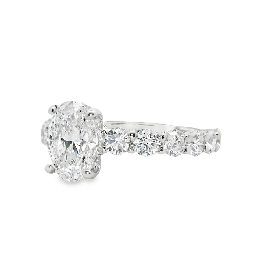 18kt White Gold Natural Oval Brilliant Diamond Engagement Ring (3.04ct)