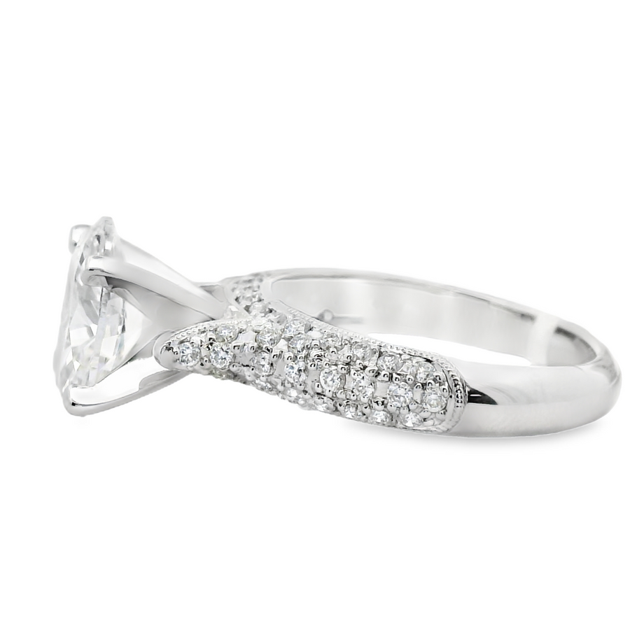 18kt White Gold Lab-Grown Oval Diamond Engagement Ring (2.6ct)