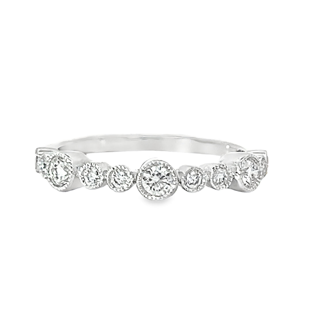 18K White Gold round Diamond Wedding Ring (.32ct)