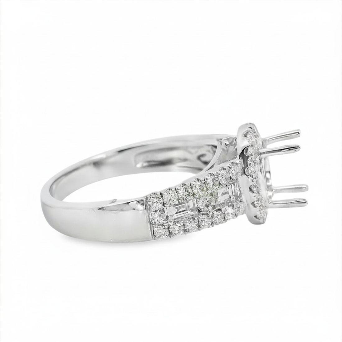18kt White Gold Natural Diamond Semi-Mount Ring (.80ct)