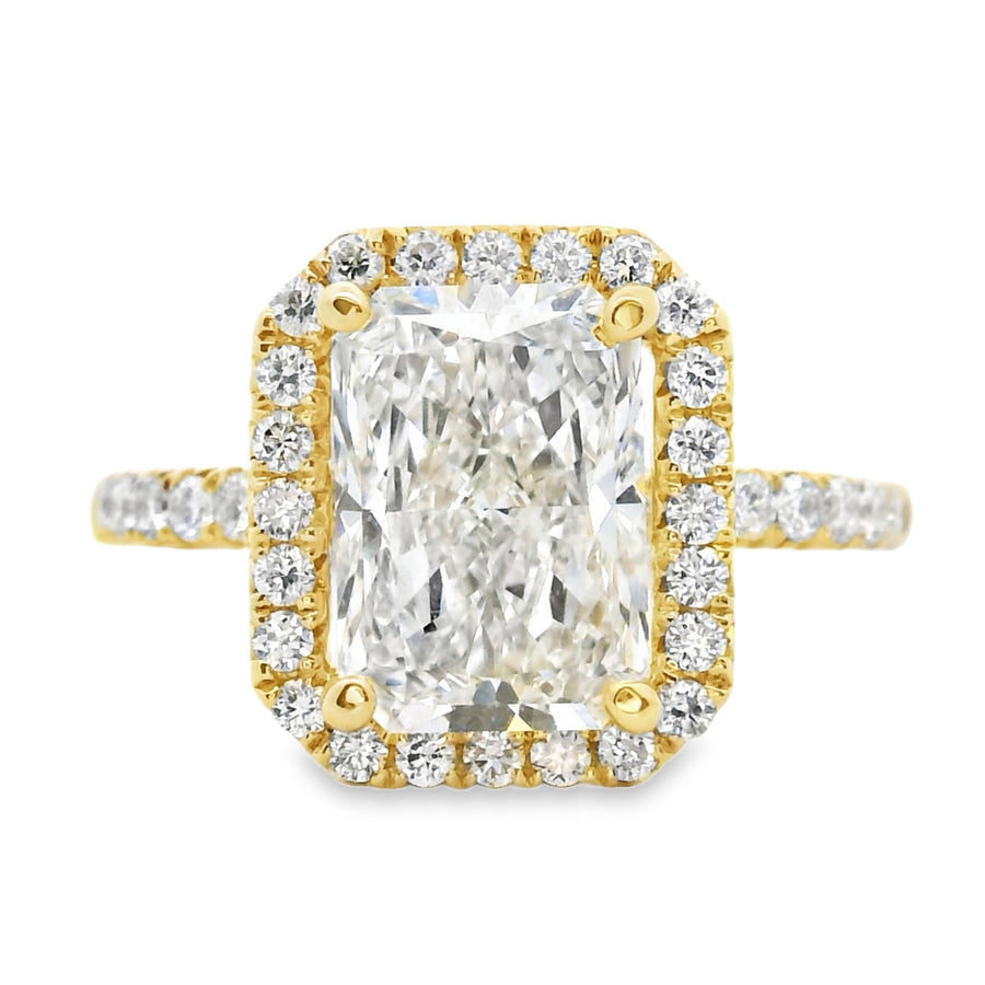 18kt Yellow Gold Lab-Grown Radiant Diamond Engagement Ring (3.04ct)