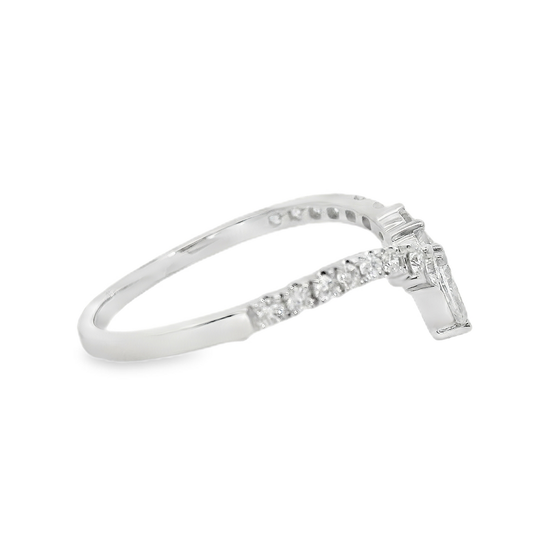 18kt Yellow Gold Natural Pear and Round Diamond Wedding Ring (.44ct)
