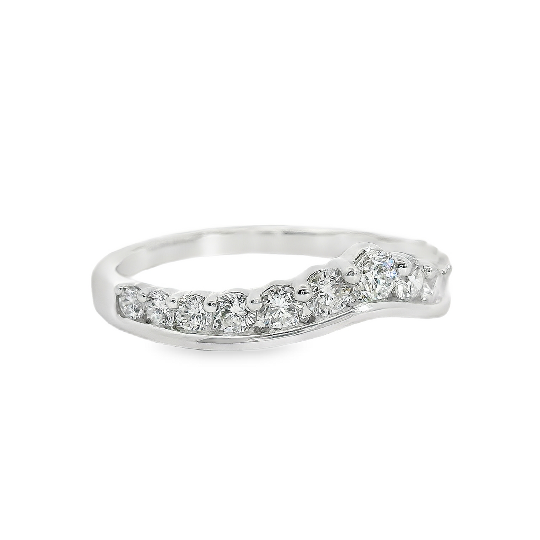 14kt White Gold Natural Round Diamonds Curved Wedding Ring (.60ct)