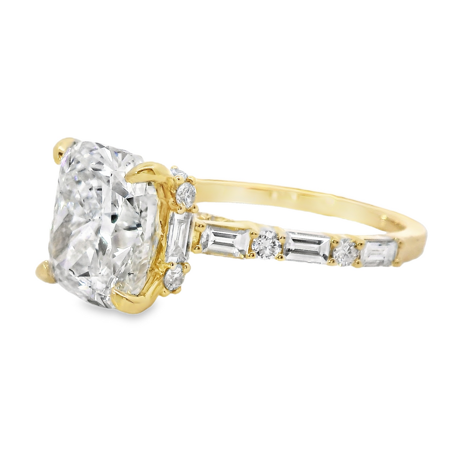 18kt Yellow Gold Lab-Grown Cushion Diamond Engagement Ring (5.07ct)