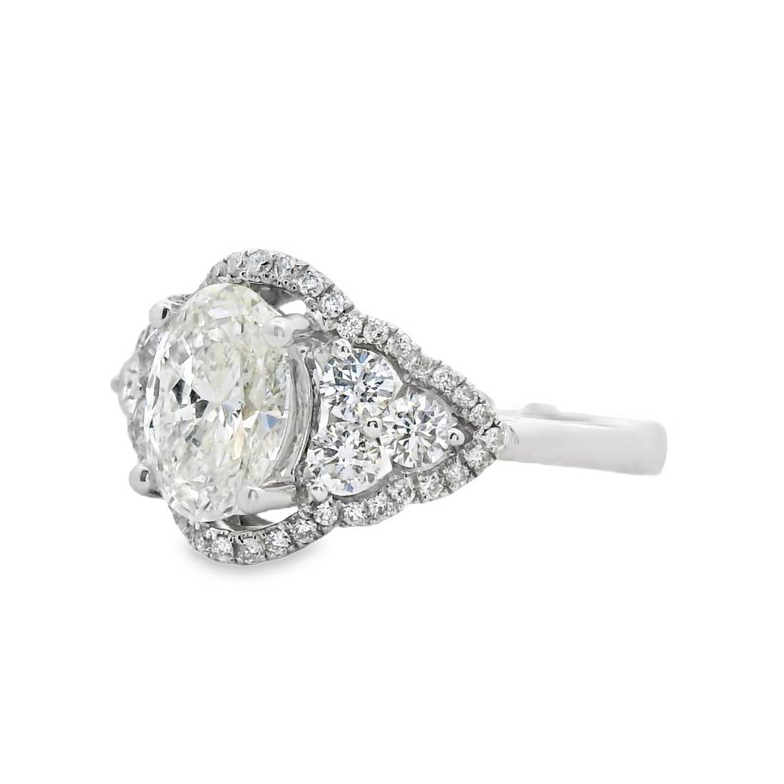 18kt White Gold Natural Oval Brilliant Diamond Halo Engagement Ring (1.78ct)