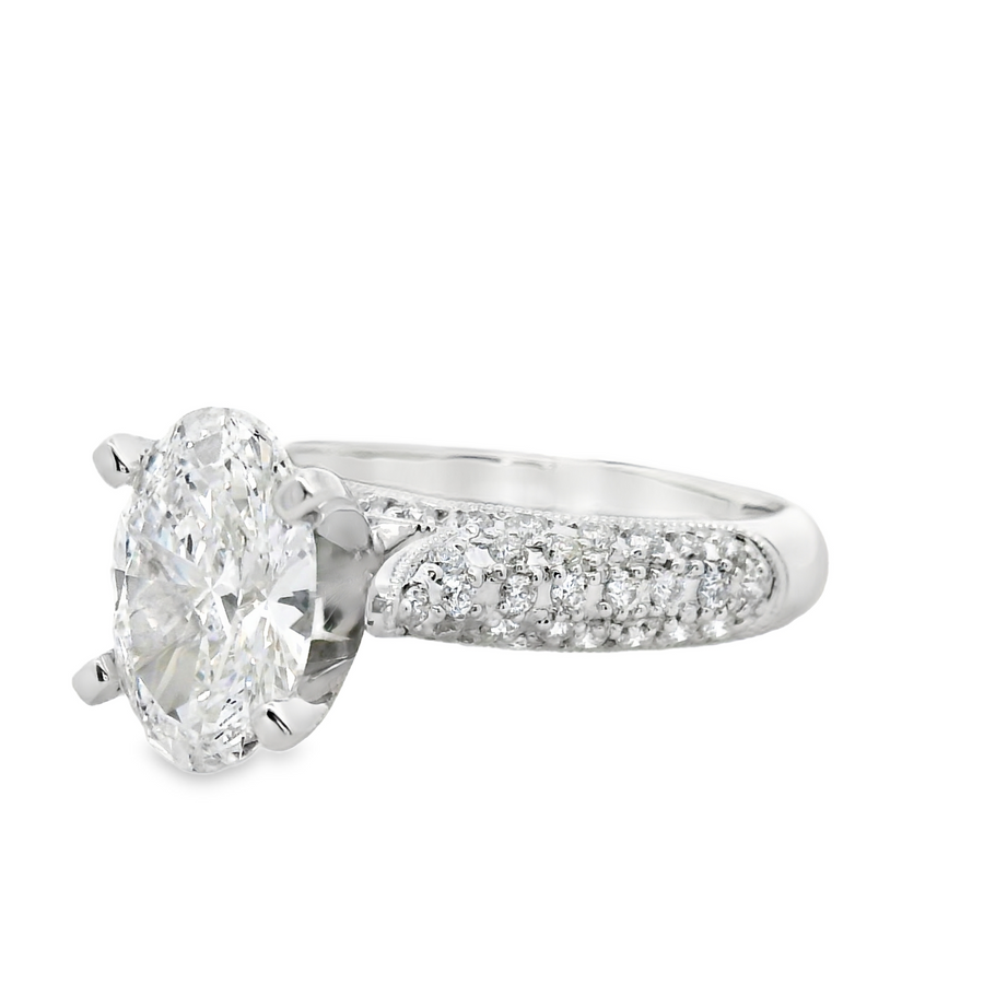 18kt White Gold Lab-Grown Oval Diamond Engagement Ring (2.6ct)