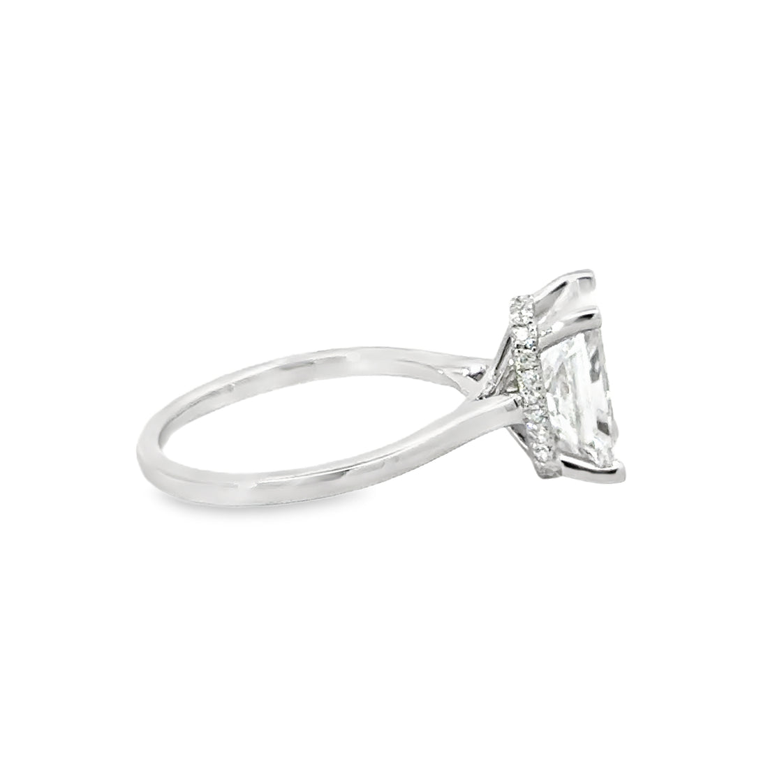 18kt White Gold Lab-Grown Radiant Diamond Engagement Ring (3.13ct)