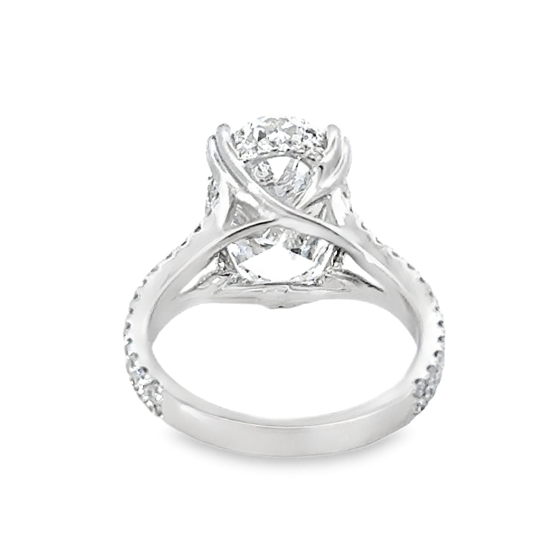 18kt White Gold Lab-Grown Oval Diamond Engagement Ring (5.74ct)