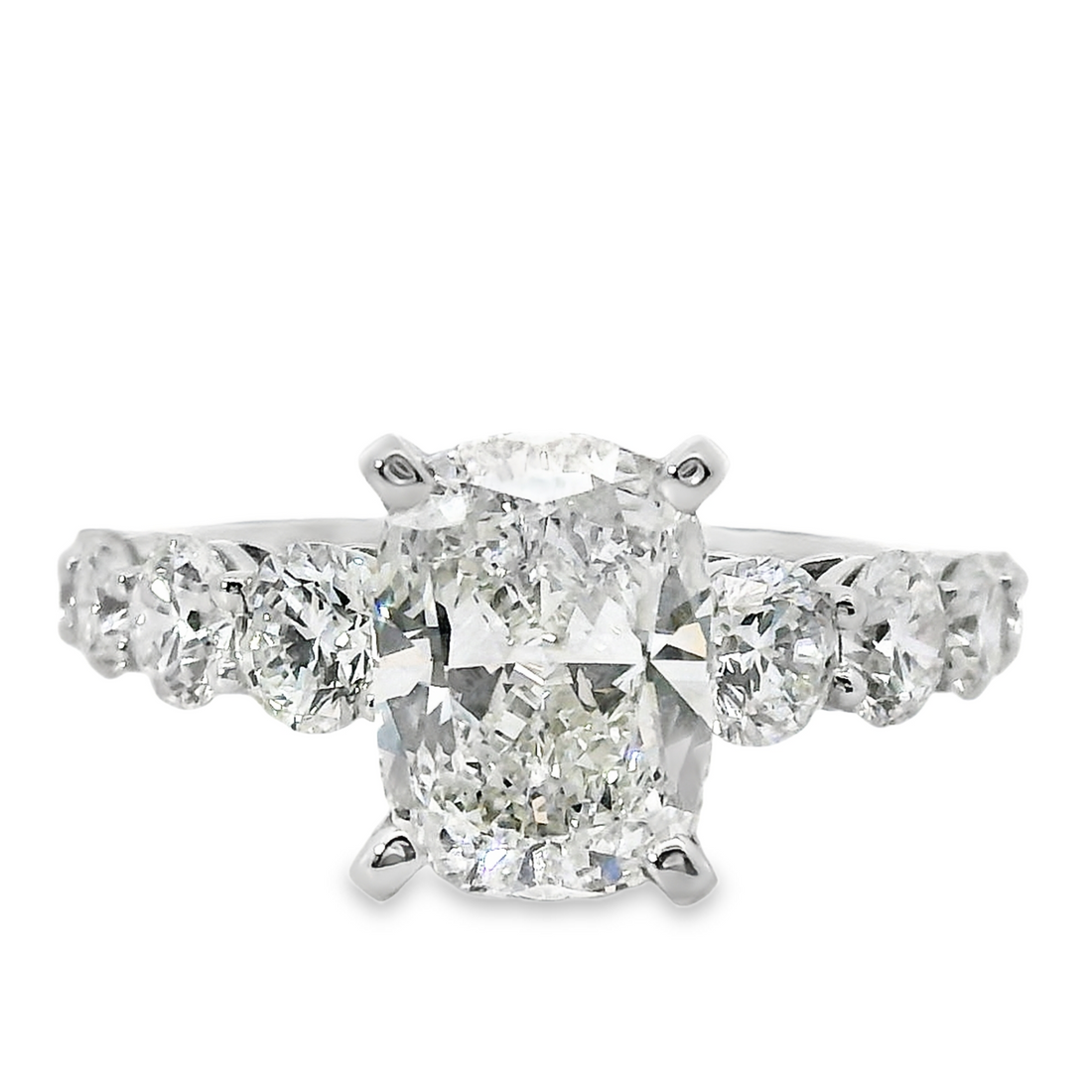 18kt White Gold Lab-Grown Cushion Diamond Engagement Ring (3.59ct)