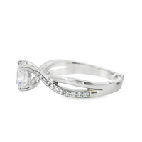 18kt White Gold Natural Round Diamond Engagement Ring (0.11ct)
