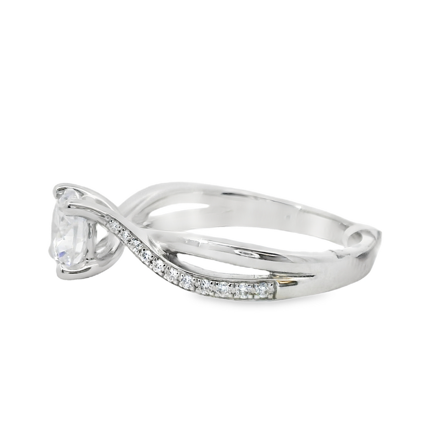 18kt White Gold Natural Round Diamond Engagement Ring (0.11ct)