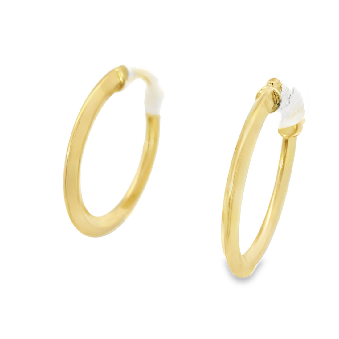 18kt Yellow Gold Italian Made Medium Hoop Earrings (.9g)