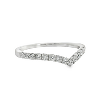 18kt White Gold Natural Round Diamonds Curved Wedding Ring (.31ct)