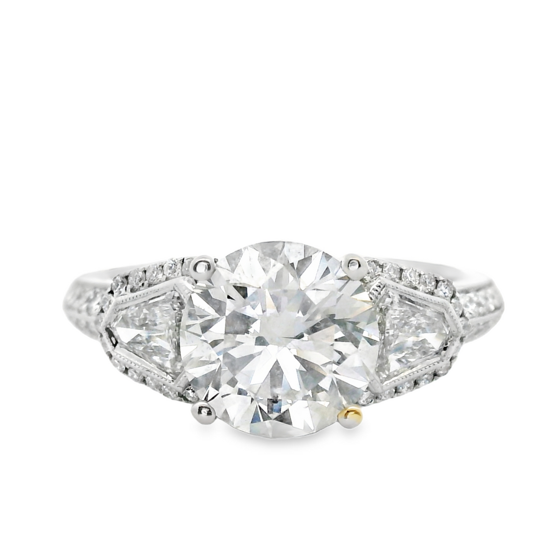 18kt White Gold Natural Round Brilliant Diamond Engagement Ring (2.73ct)