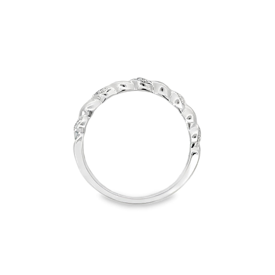 18kt White Gold Diamond Twisted Wedding Ring (0.14ct)