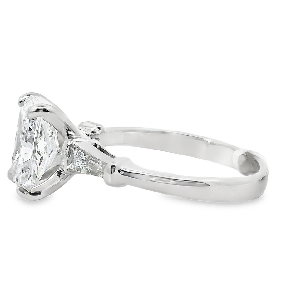 Platinum White Gold Lab-Grown Radiant Diamond Engagement Ring (2.82ct)