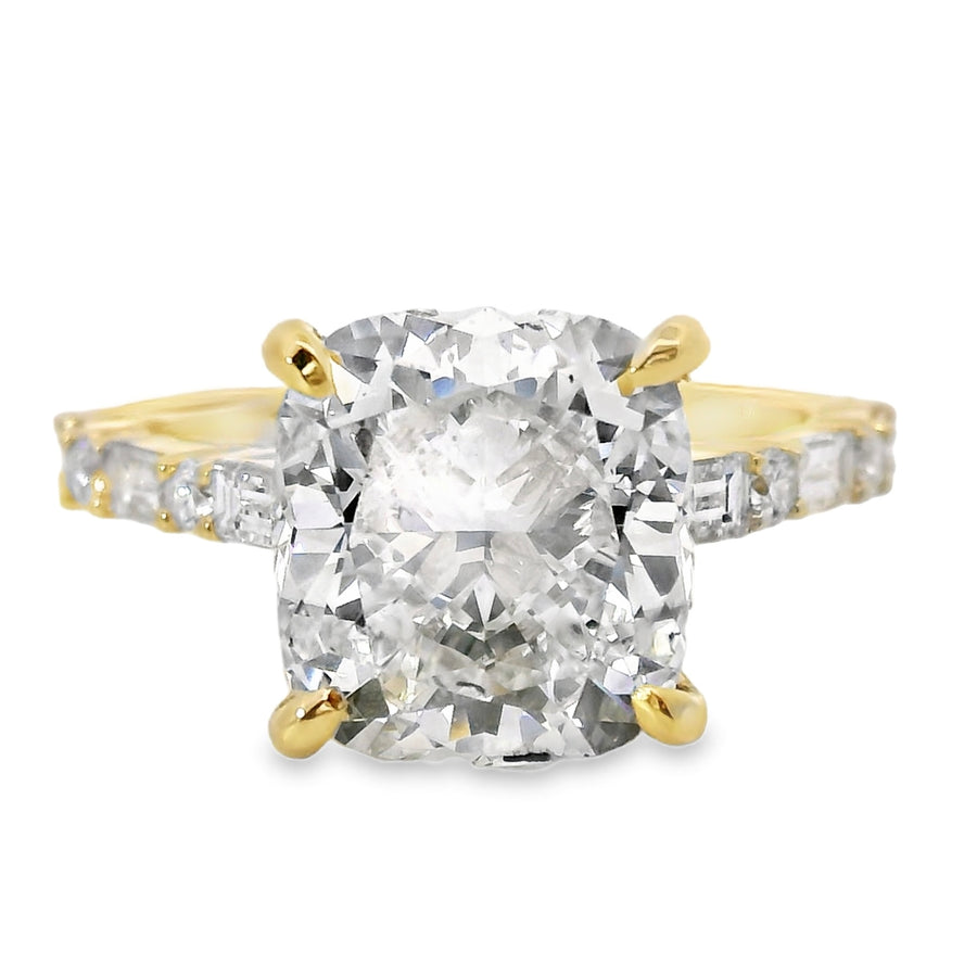 18kt Yellow Gold Lab-Grown Cushion Diamond Engagement Ring (5.07ct)