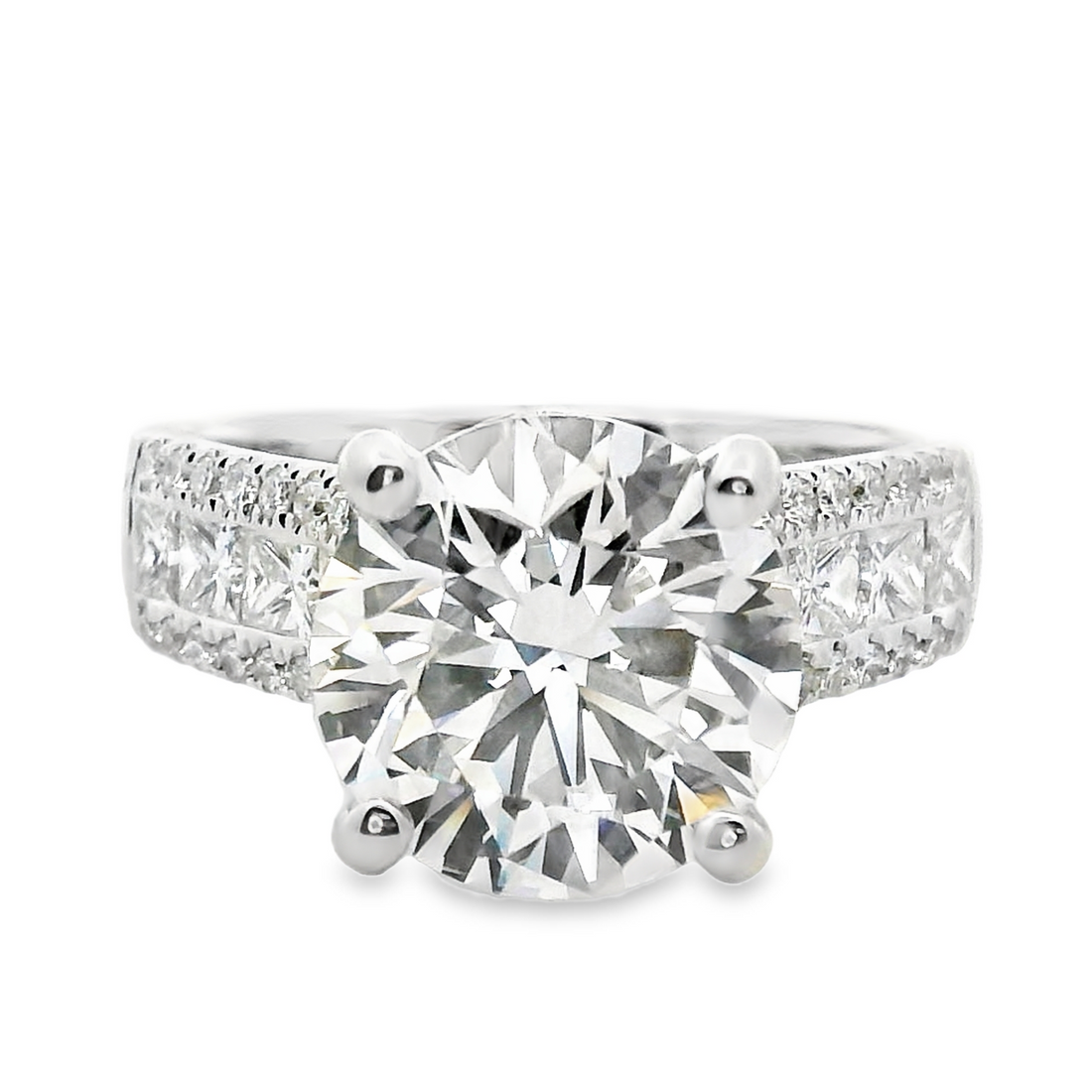 18kt White Gold Lab-Grown Round Diamond Engagement Ring (4.47ct)