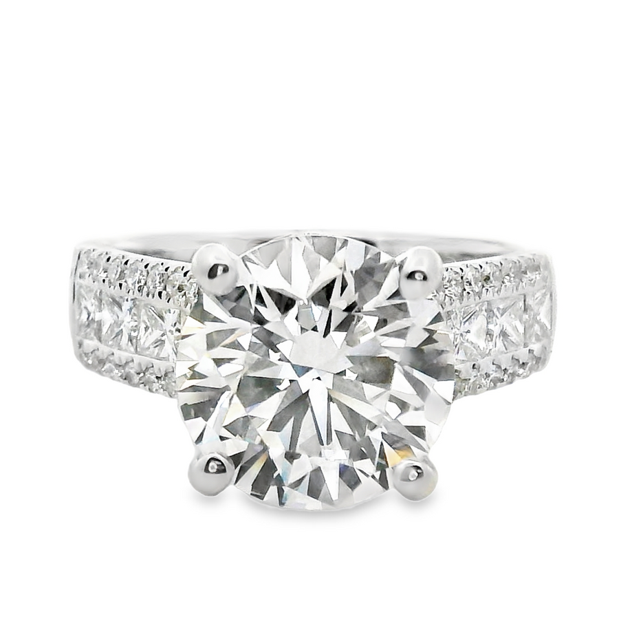 18kt White Gold Lab-Grown Round Diamond Engagement Ring (4.47ct)