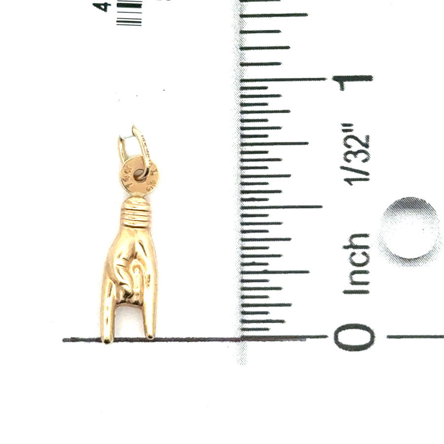 14kt Yellow Gold Italian Made Good Luck Charm (.41g)