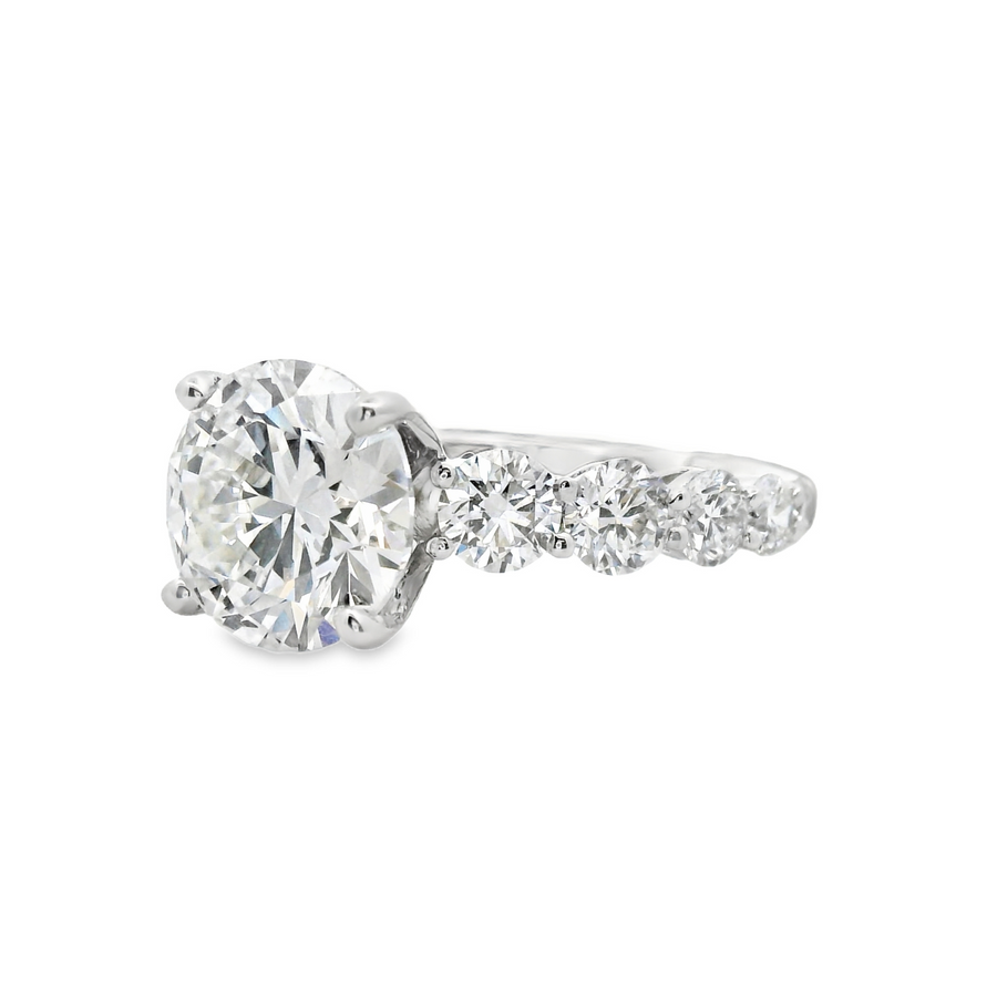 18kt White Gold Lab-Grown Round Diamond Engagement Ring (4.55ct)