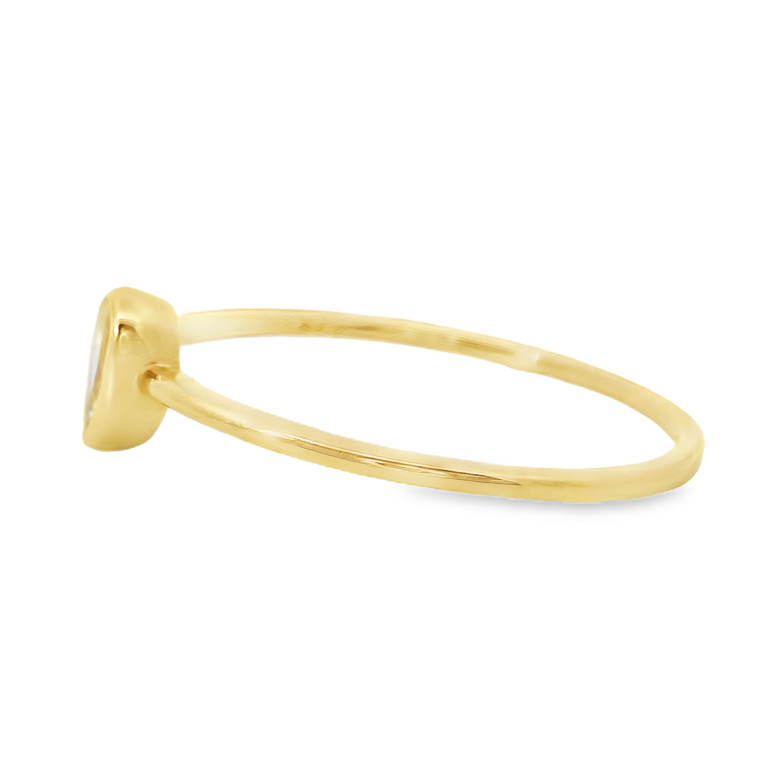 18kt Yellow Gold Bezel Set Natural Pear Diamond Ring (.18ct)