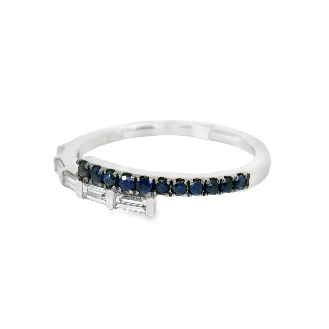 18kt White Gold Baguette Natural Diamonds and Round Natural Sapphires Ring (0.35ct)