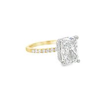 18kt Tu-Tone Gold Lab-Grown Radiant Diamond Engagement Ring (4.35ct)