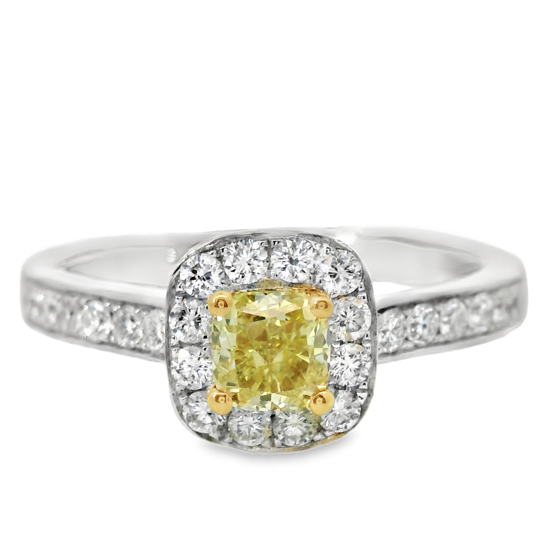 18kt White Gold Natural Cushion Diamond Engagement Ring (0.89ct)