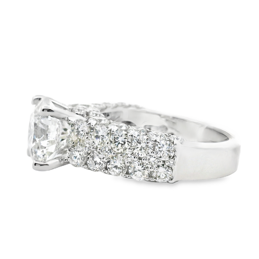 18kt White Gold Lab-Grown Round Diamond Engagement Ring (6.04ct)