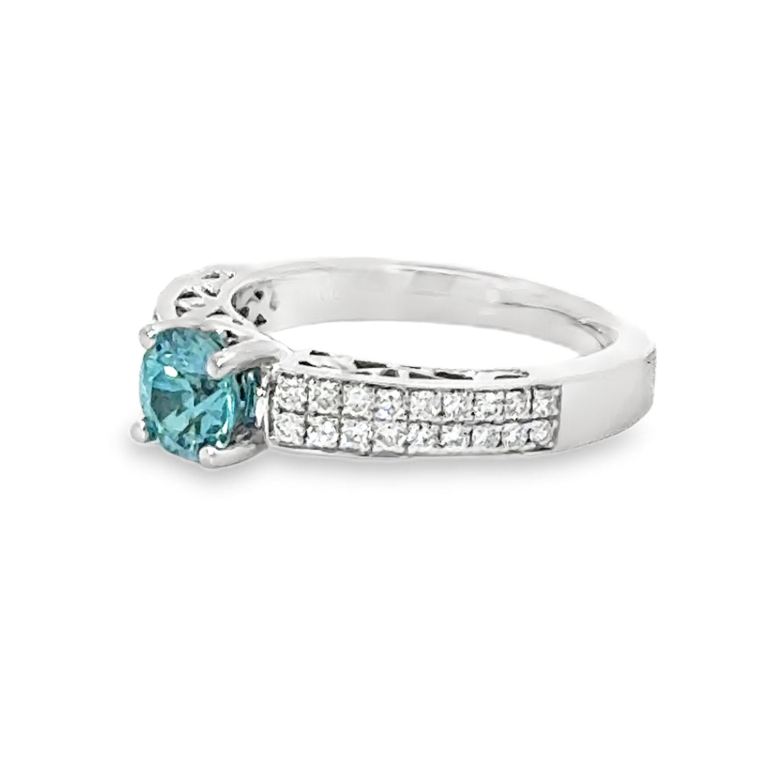 18kt White Gold Round Natural Zircon and Round Natural Diamonds Ring (1.66ct)